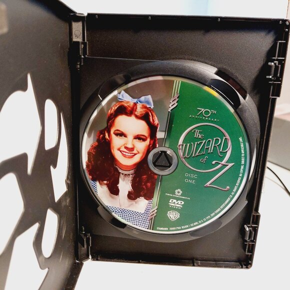 The Wizard of Oz 70th Anniversary (DVD 2009 Two-Disc Special Edition) - Picture 2 of 4
